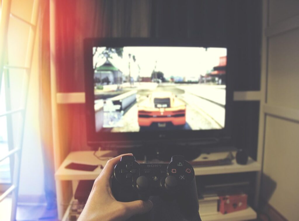 gamers streaming gameplay